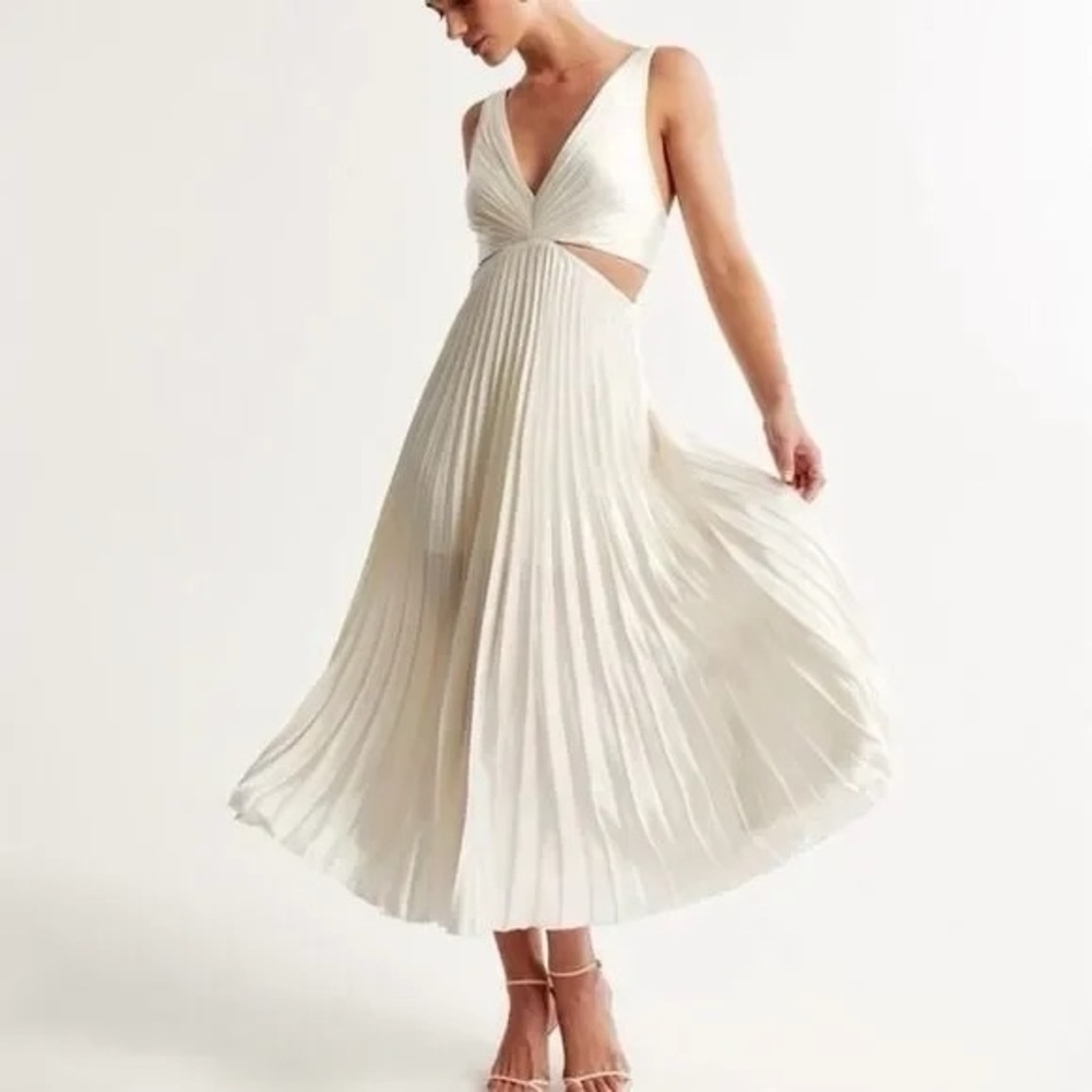 Abercrombie satin white pleated maxi dress